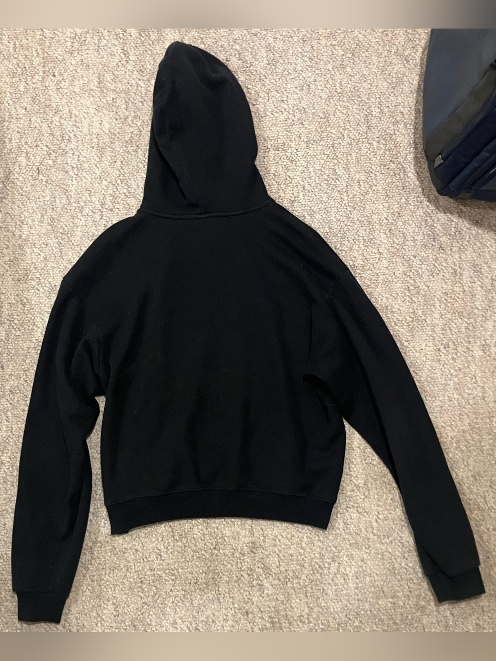 SKIMS Cotton Fleece Classic Hoodie - Picture 3 of 4